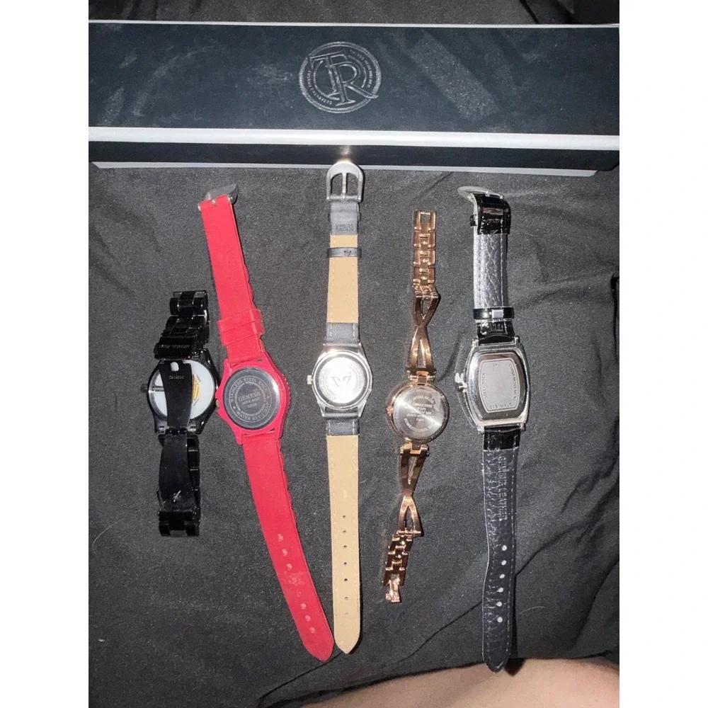 Watch lot as is